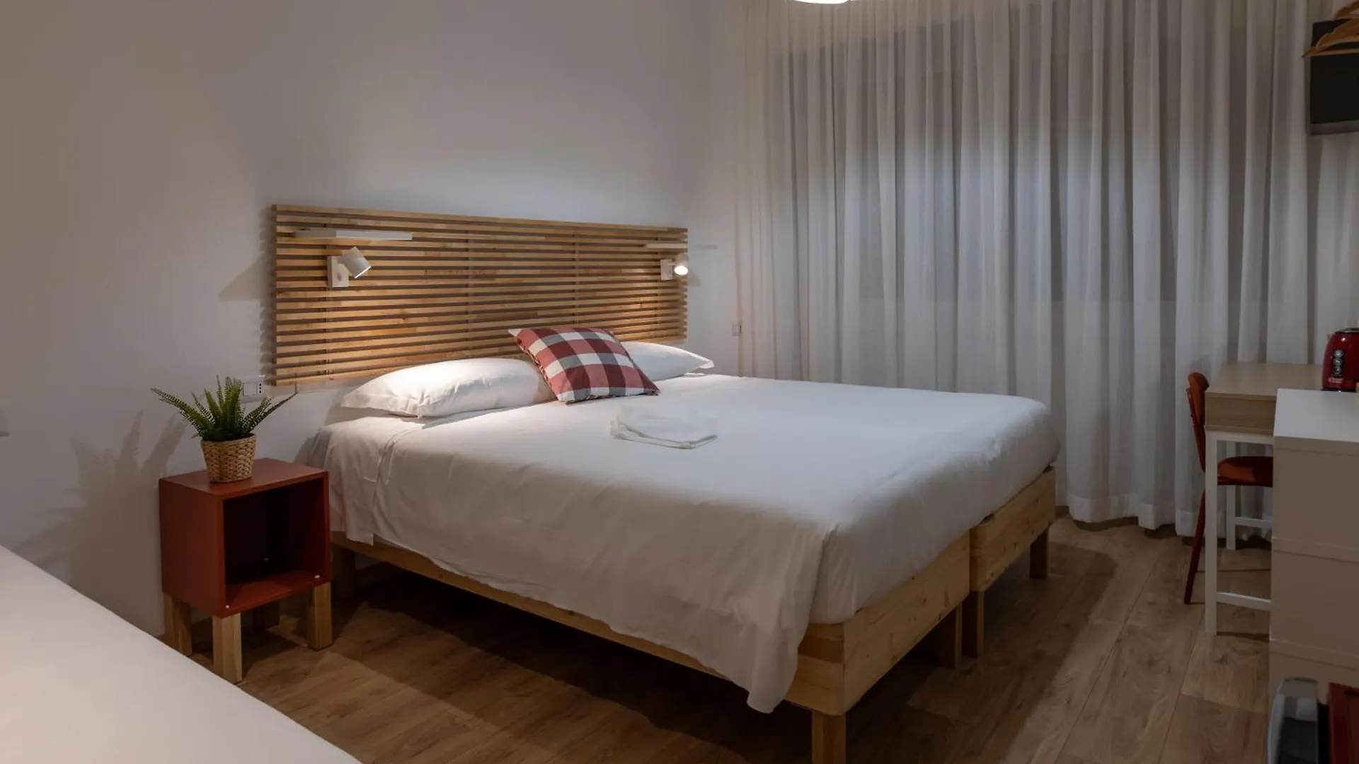 433 Rooms Roma